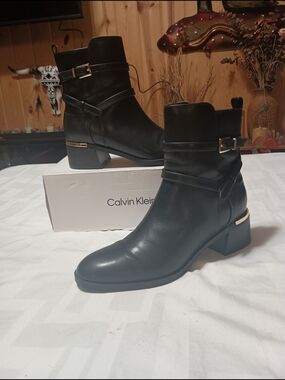 NWB Calvin Klein Black Leather Ankle Boots with Gold Accent 7.5